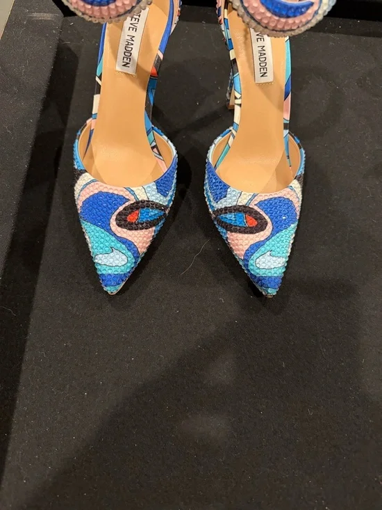 Steve Madden Blue Turquoise Pink Embellished Ankle-Strap Pointed Pump - Picture 2 of 7